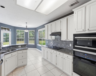 818 Heather Park Court - Photo Thumbnail 9