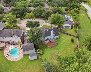 818 Heather Park Court - Photo Thumbnail 33