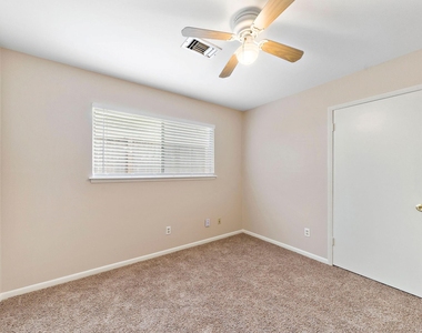 5522 Ariel Street - Photo Thumbnail 16