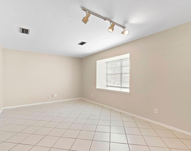 5522 Ariel Street - Photo Thumbnail 3