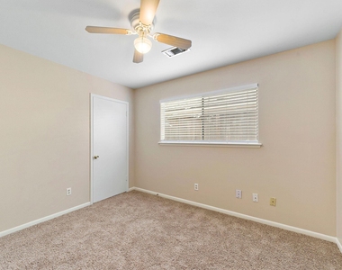 5522 Ariel Street - Photo Thumbnail 11