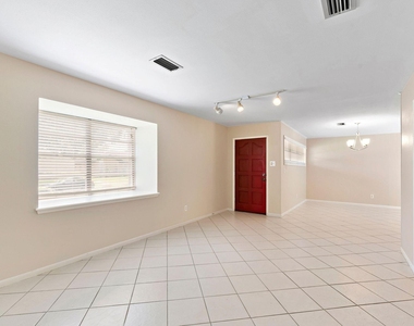 5522 Ariel Street - Photo Thumbnail 4