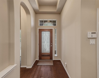 10906 Angel Lake Drive - Photo Thumbnail 3
