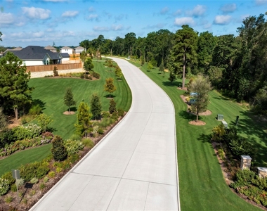 5910 Peony Place - Photo Thumbnail 22