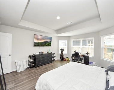 3702 Cub Drive - Photo Thumbnail 17