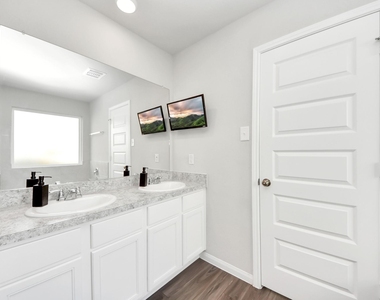 3702 Cub Drive - Photo Thumbnail 22
