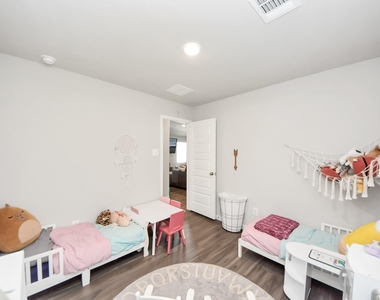3702 Cub Drive - Photo Thumbnail 28
