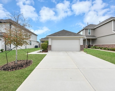 3702 Cub Drive - Photo Thumbnail 3