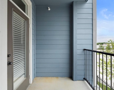 17000 Bissonnet Street - Photo Thumbnail 10