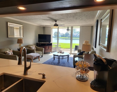 12600 Melville Drive - Photo Thumbnail 5