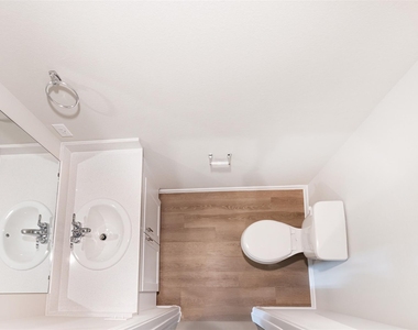 8205 Red Spruce St - Photo Thumbnail 39