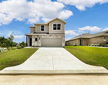 8205 Red Spruce St - Photo Thumbnail 40