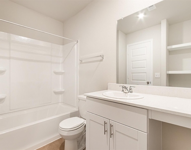 8205 Red Spruce St - Photo Thumbnail 30