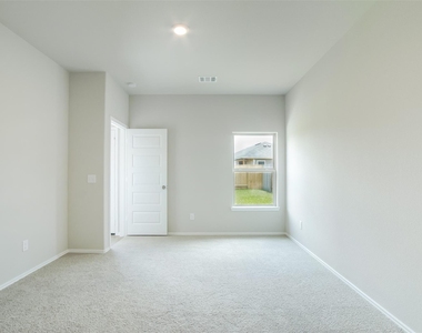 8205 Red Spruce St - Photo Thumbnail 15