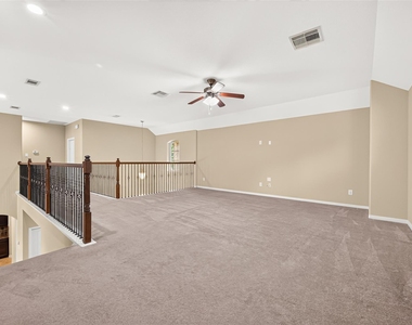 51 S Greenprint Circle - Photo Thumbnail 43
