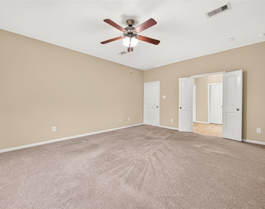 51 S Greenprint Circle - Photo Thumbnail 25