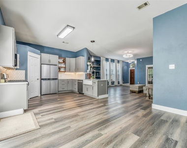 994 Jefferson Street - Photo Thumbnail 11