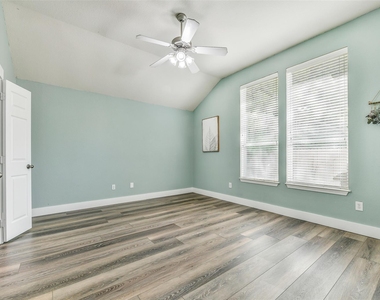 994 Jefferson Street - Photo Thumbnail 12