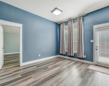 994 Jefferson Street - Photo Thumbnail 10