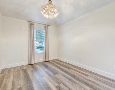 994 Jefferson Street - Photo Thumbnail 25