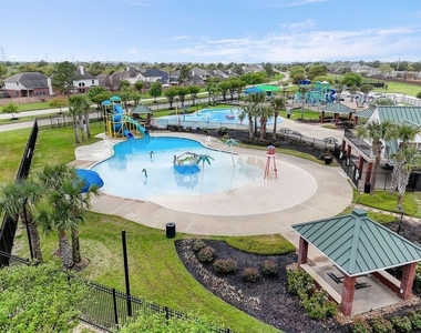 10427 Lyndon Meadows Drive - Photo Thumbnail 48