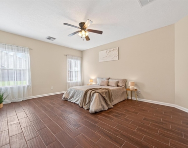 10427 Lyndon Meadows Drive - Photo Thumbnail 12