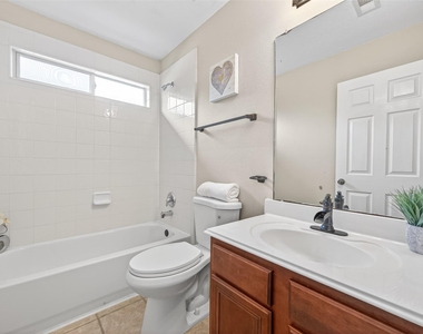 10427 Lyndon Meadows Drive - Photo Thumbnail 33