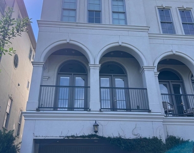 6820 Bellgreen Drive - Photo Thumbnail 9