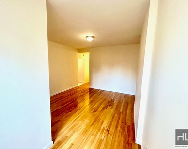 East 91st Street - Photo Thumbnail 1