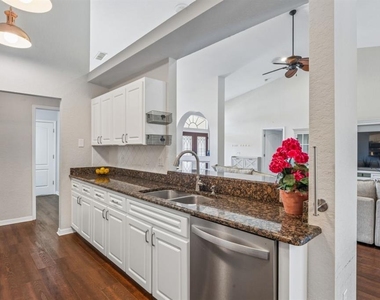 23218 Cypress Trail Drive - Photo Thumbnail 10