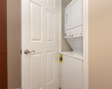 241 Riverside Drive - Photo Thumbnail 32