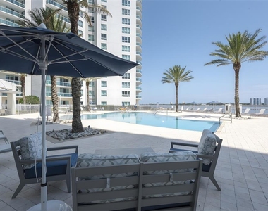 241 Riverside Drive - Photo Thumbnail 46