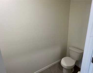 2883 Peony Prairie Lane - Photo Thumbnail 12