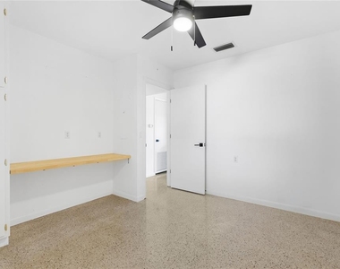 2723 Lynnhurst Street - Photo Thumbnail 23