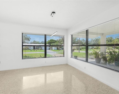 2723 Lynnhurst Street - Photo Thumbnail 12