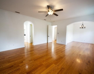 3915 W Kensington Avenue - Photo Thumbnail 24