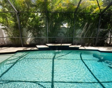 3915 W Kensington Avenue - Photo Thumbnail 45