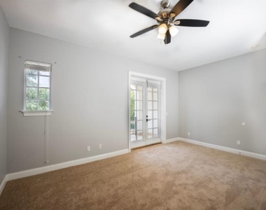 3915 W Kensington Avenue - Photo Thumbnail 32