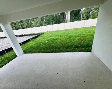 13490 Tropical Breeze Way - Photo Thumbnail 8