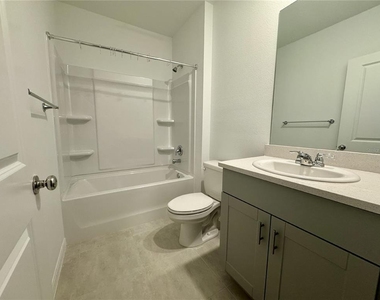 13490 Tropical Breeze Way - Photo Thumbnail 5