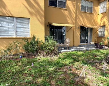 439 S Paula Drive - Photo Thumbnail 13