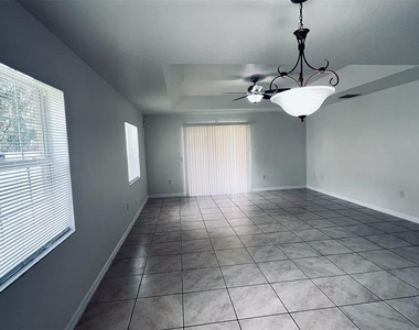 4737 5th Street - Photo Thumbnail 18