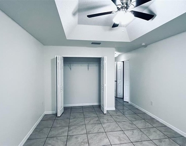 4737 5th Street - Photo Thumbnail 27