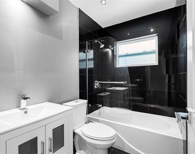 439 Capri Way Ne - Photo Thumbnail 22
