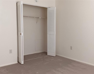 327 34th Avenue N - Photo Thumbnail 12