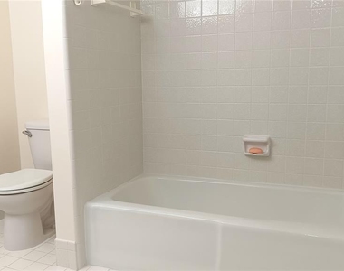 327 34th Avenue N - Photo Thumbnail 9