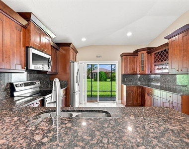 31053 Tagus Loop - Photo Thumbnail 7