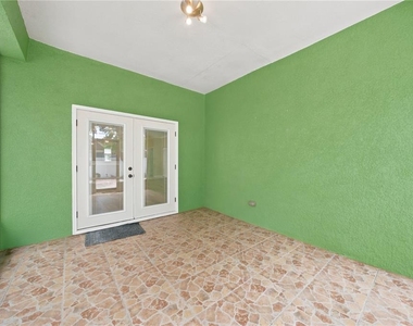 2318 W Cherry Street - Photo Thumbnail 26