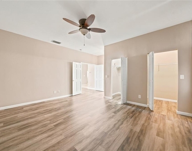 2318 W Cherry Street - Photo Thumbnail 17