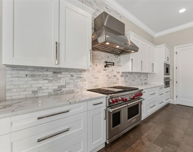 481 W Davis Boulevard - Photo Thumbnail 10